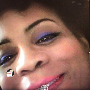 Meet your Posher, Donnita